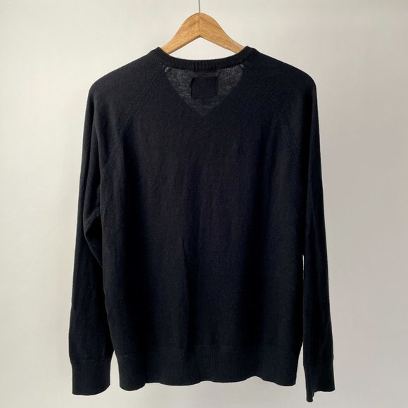 Men's American Eagle Seriously Soft Classic Fit Black V Neck Sweater, Size M - Picture 4 of 7